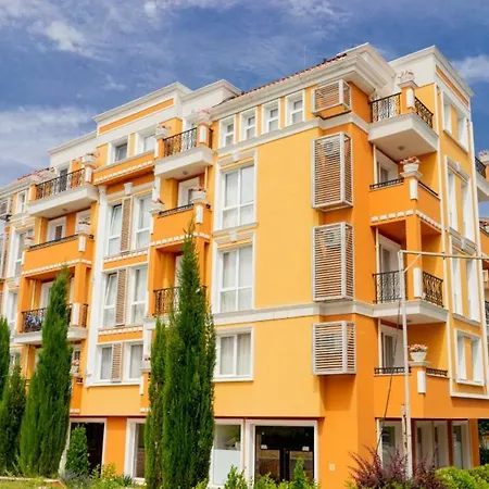 Апартамент Ривиера Гарден Apartamento